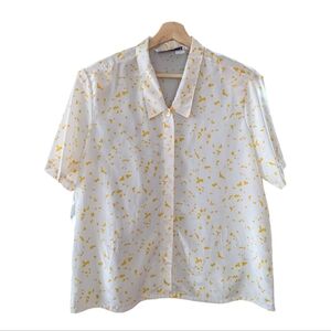 Arabella Blake Vintage Short Sleeve White with Yellow Print Sz V16 (current 12)
